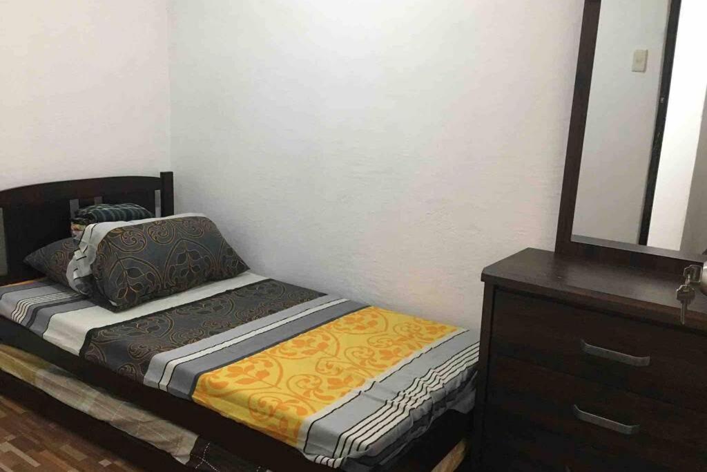 Buder Townhouse Lias Marilao Bulacan Philippines מראה חיצוני תמונה