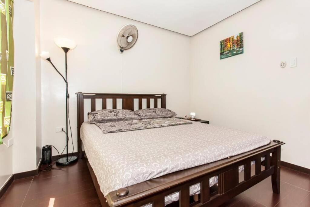 Buder Townhouse Lias Marilao Bulacan Philippines מראה חיצוני תמונה